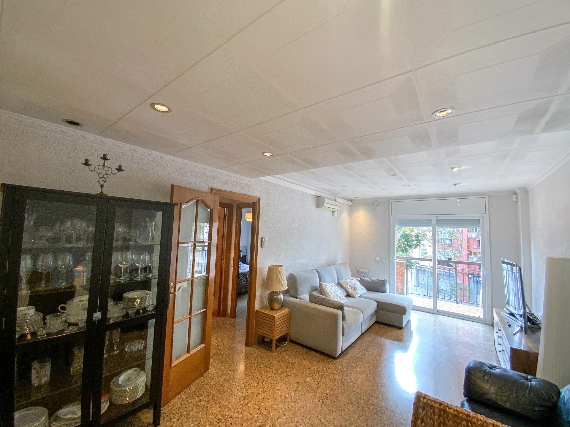 Living room of Flat for sale in Badalona  with Air Conditioner, Terrace and Balcony