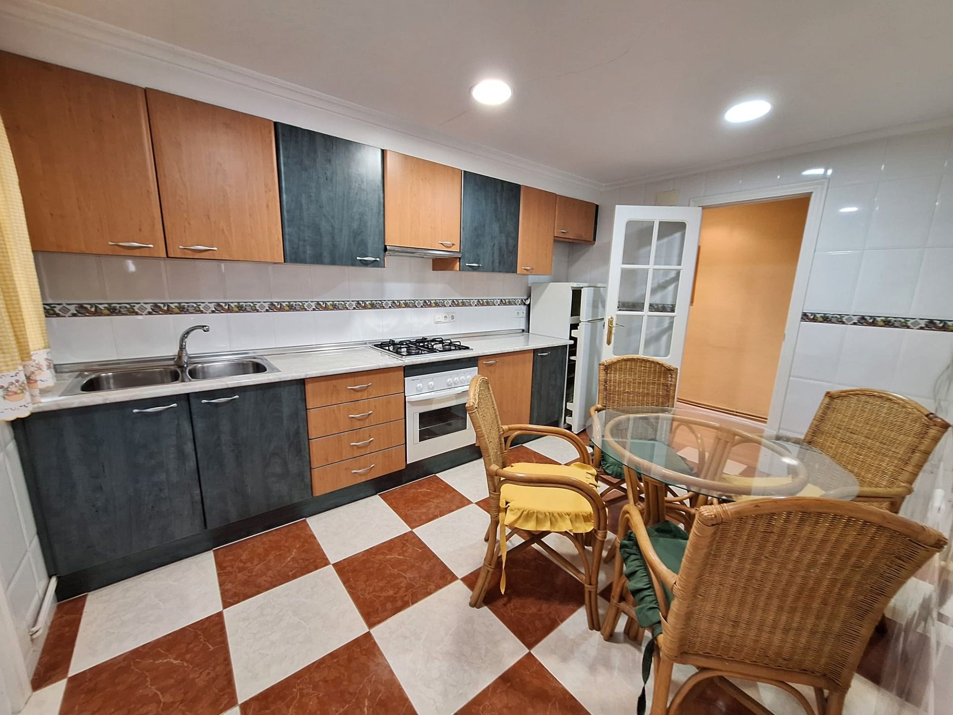 Kitchen of Flat for sale in Elche / Elx  with Terrace and Balcony