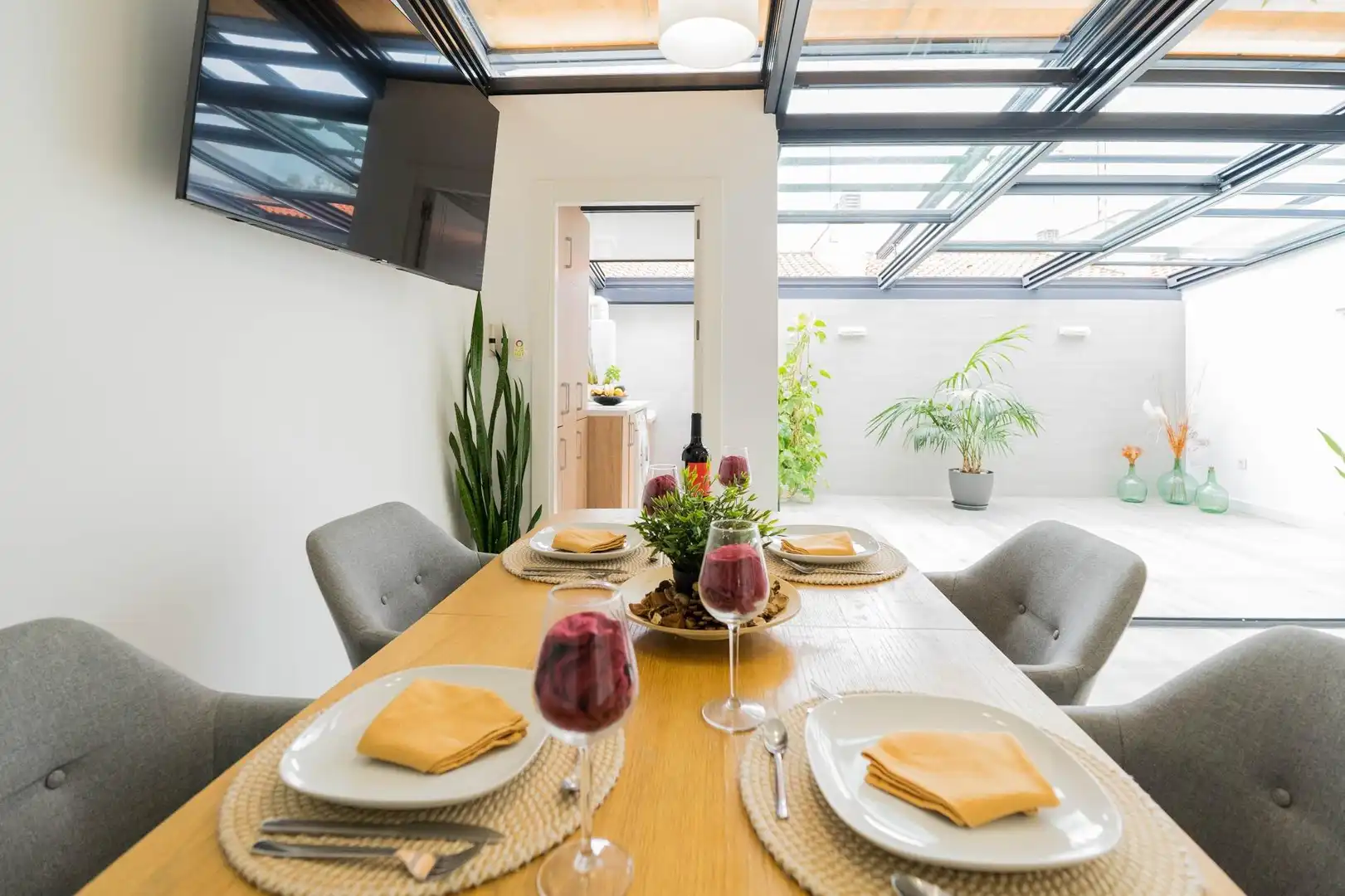 Dining room of Houses for sale in Málaga  with Air Conditioner, Heating and Terrace