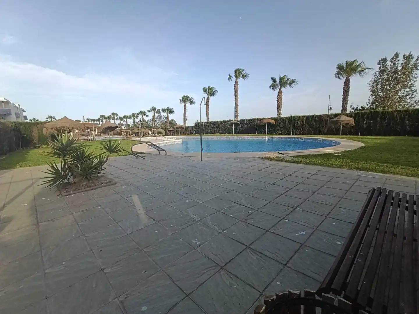 Piscina de Pis de lloguer en El Ejido amb Aire condicionat, Moblat i Balcó