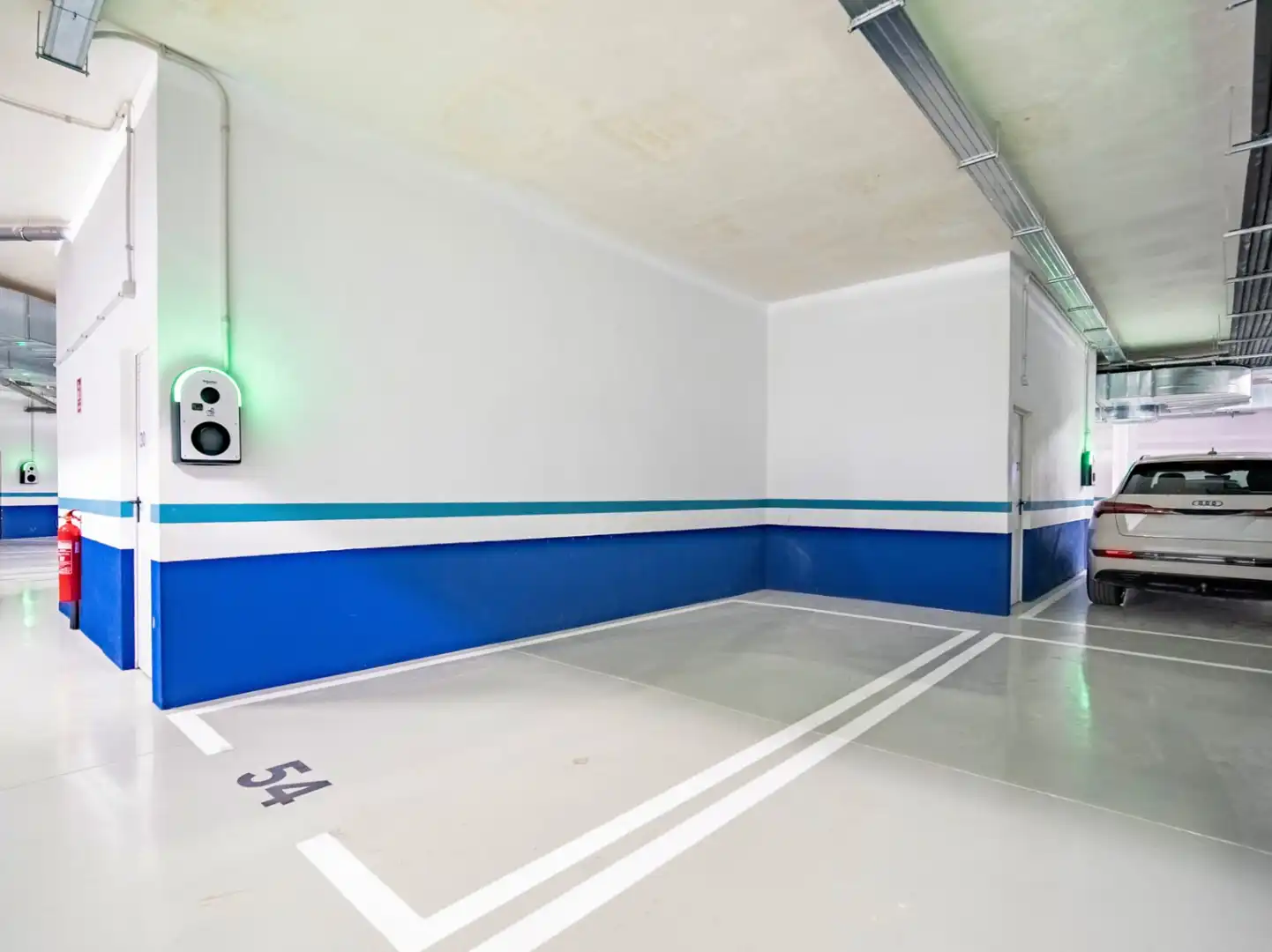Aparcament de Apartament en venda en L'Alfàs del Pi amb Aire condicionat, Calefacció i Jardí privat