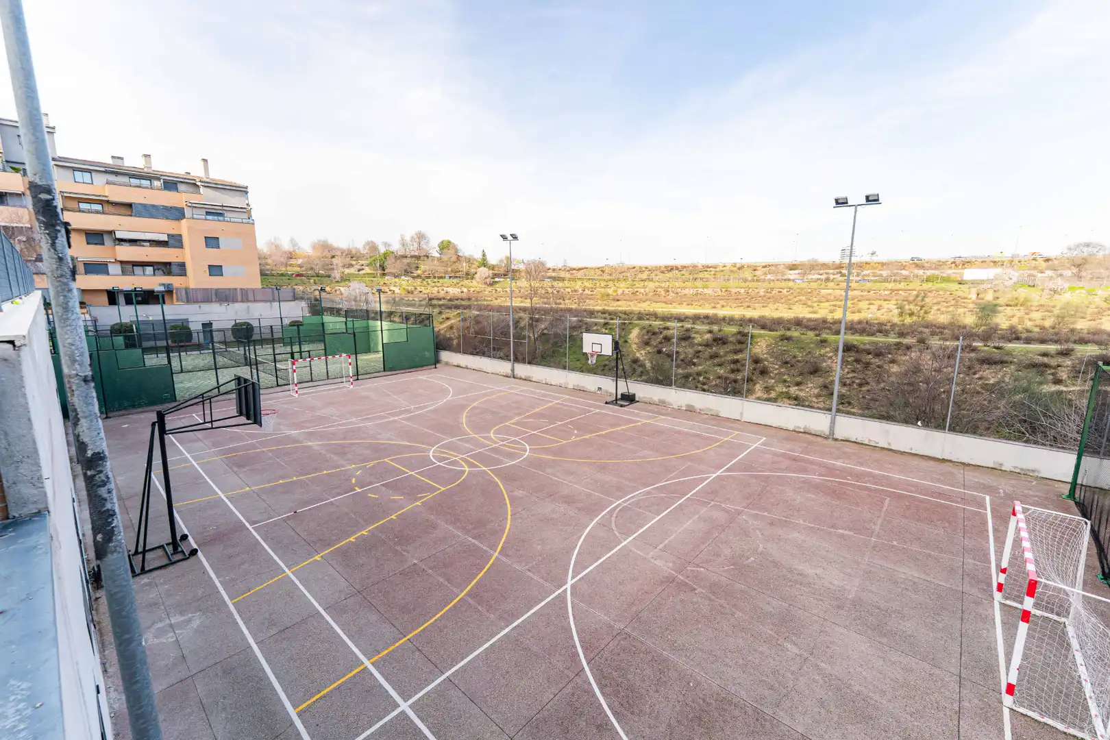 Aparcament de Apartament en venda en Alcorcón amb Aire condicionat, Calefacció i Traster