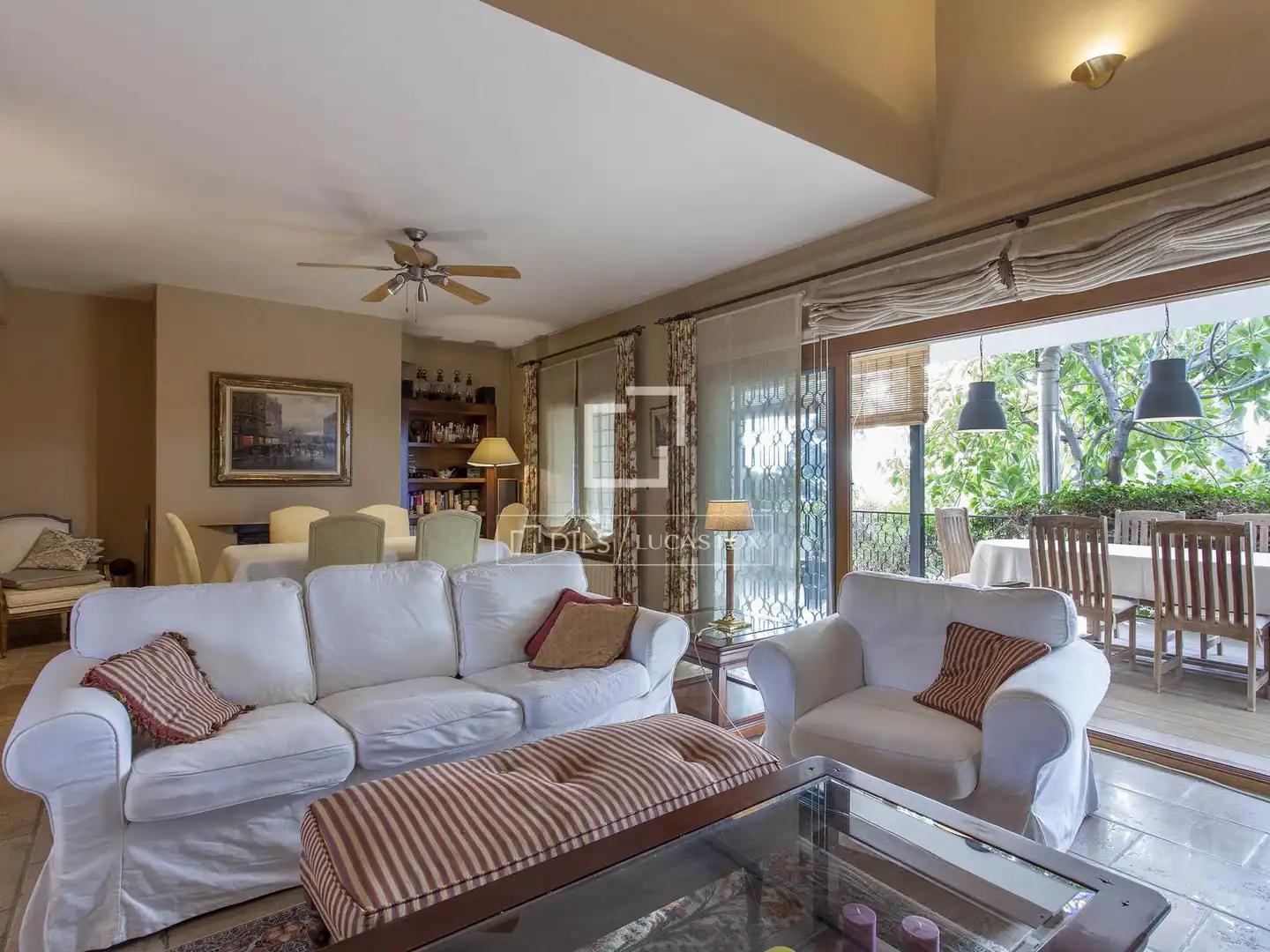 Sala de estar de Casa o chalet en venta en Paterna con Calefacción, Jardín privado y Terraza