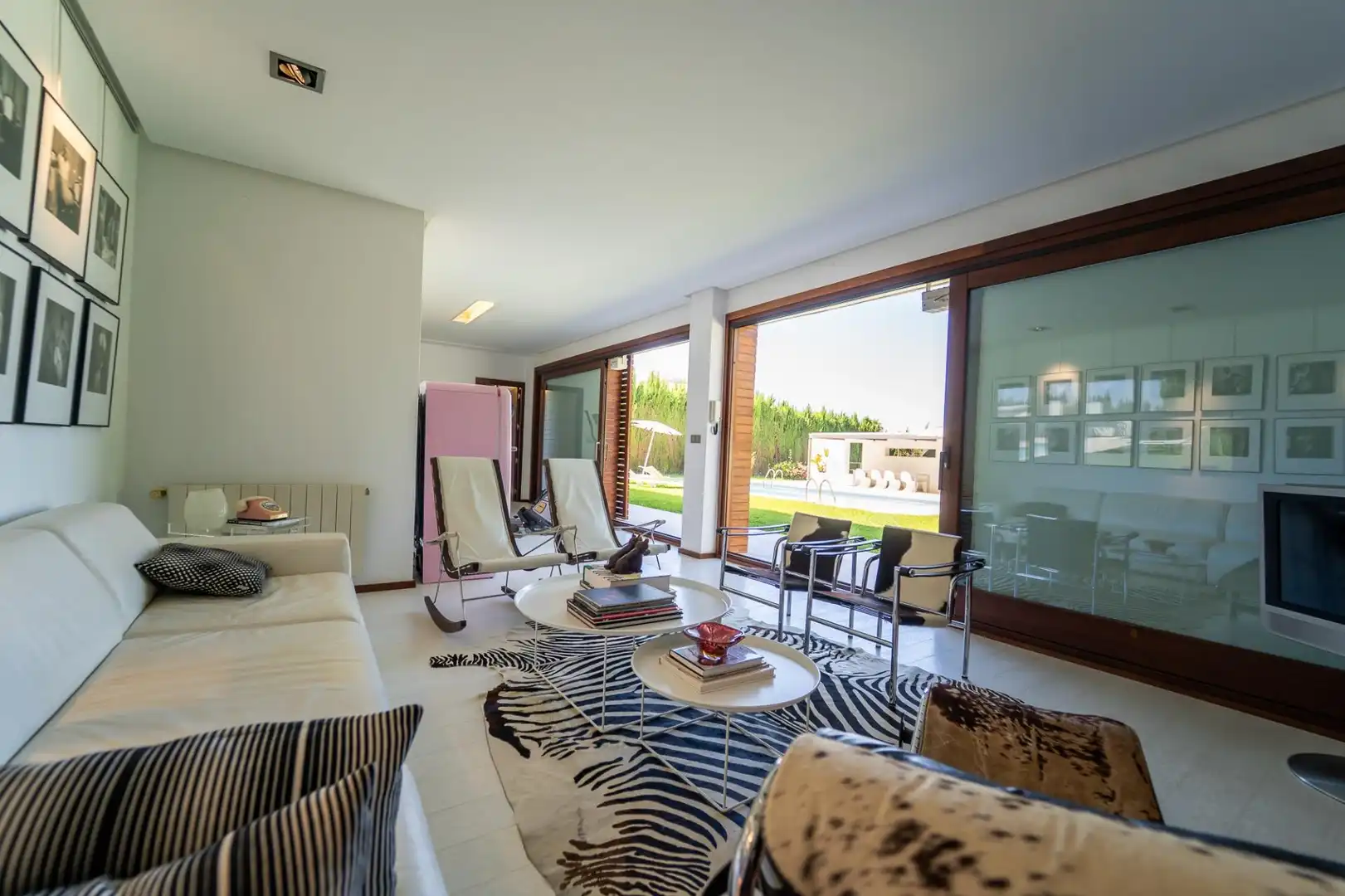Sala d'estar de Casa o xalet en venda en Elche / Elx amb Aire condicionat, Jardí privat i Parquet