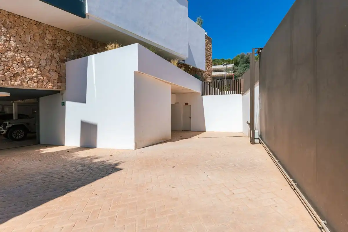 Casa aparellada amb terrassa en venda a Carrer de Ramon Muntaner, imagen 32