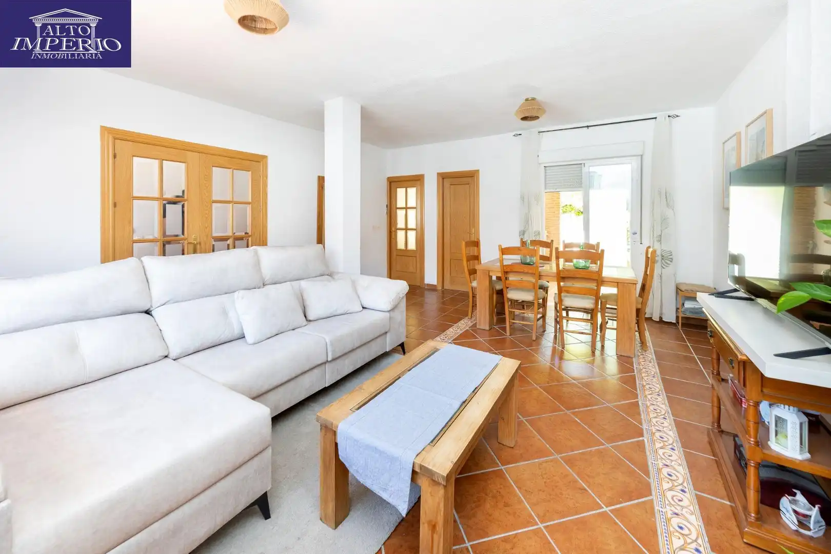 Casa a schiera con piscina in vendita a Calle JOSE RIQUELME 14