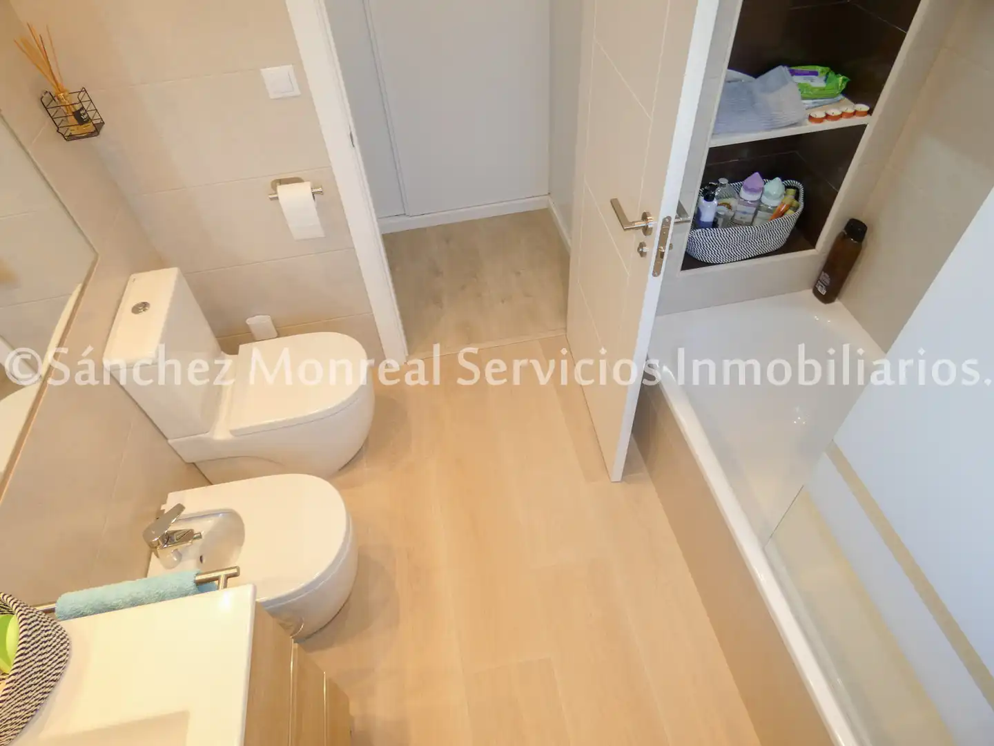 Baño de Casa o chalet en venta en Alcázar de San Juan con Aire acondicionado, Calefacción y Trastero