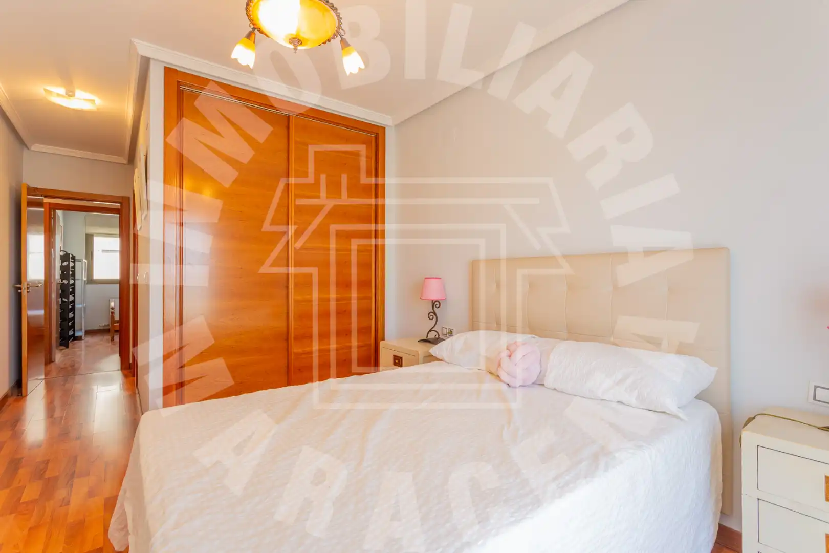 Habitación de Apartamento en venta en Maracena con Calefacción, Parquet y Terraza