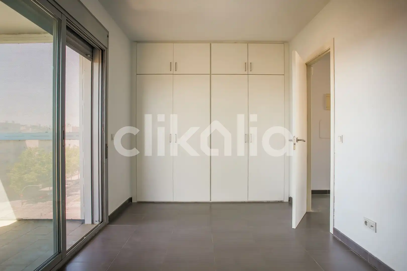 Piso en venta en Madrid con Calefacción, Terraza y Trastero
