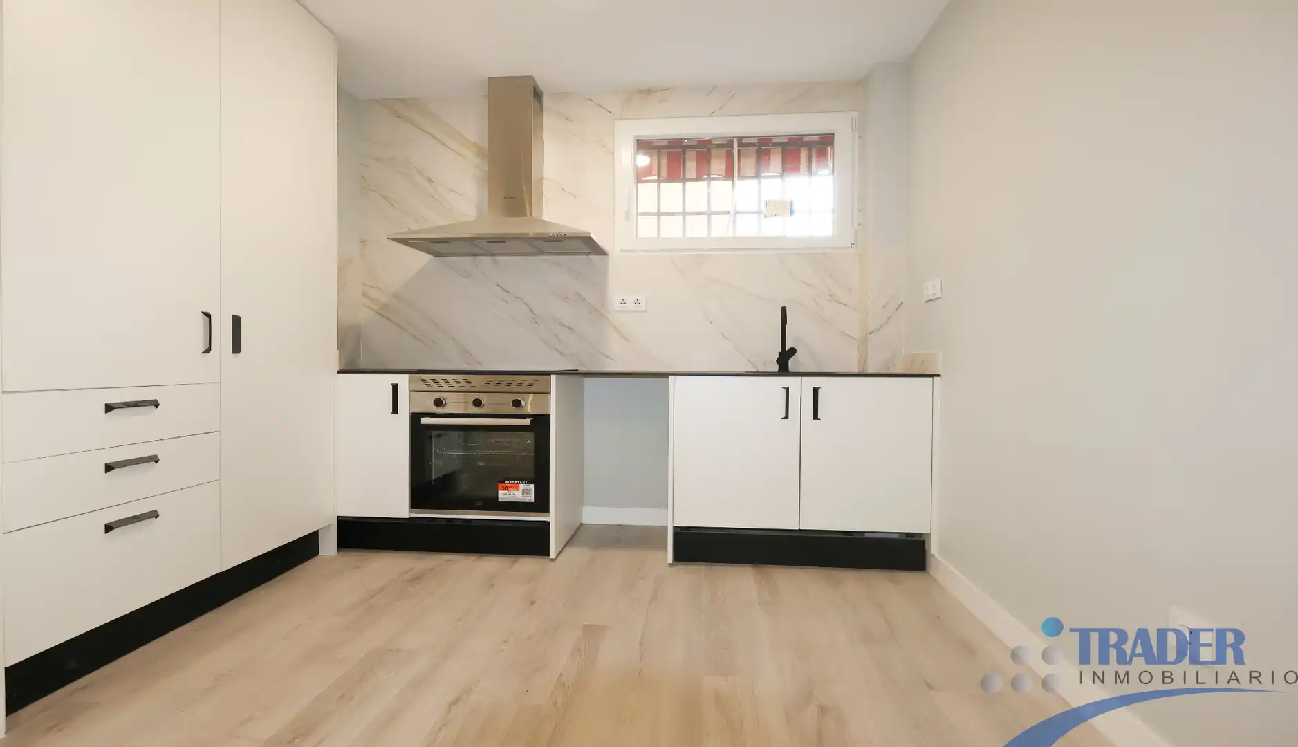 Kitchen of Flat for sale in Alcorcón