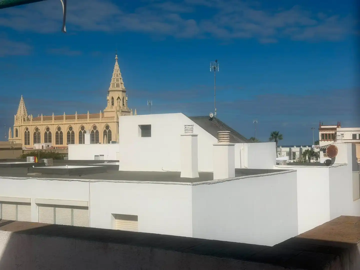 Exterior view of Flat for sale in Chipiona  with Terrace, Storage room and Furnished