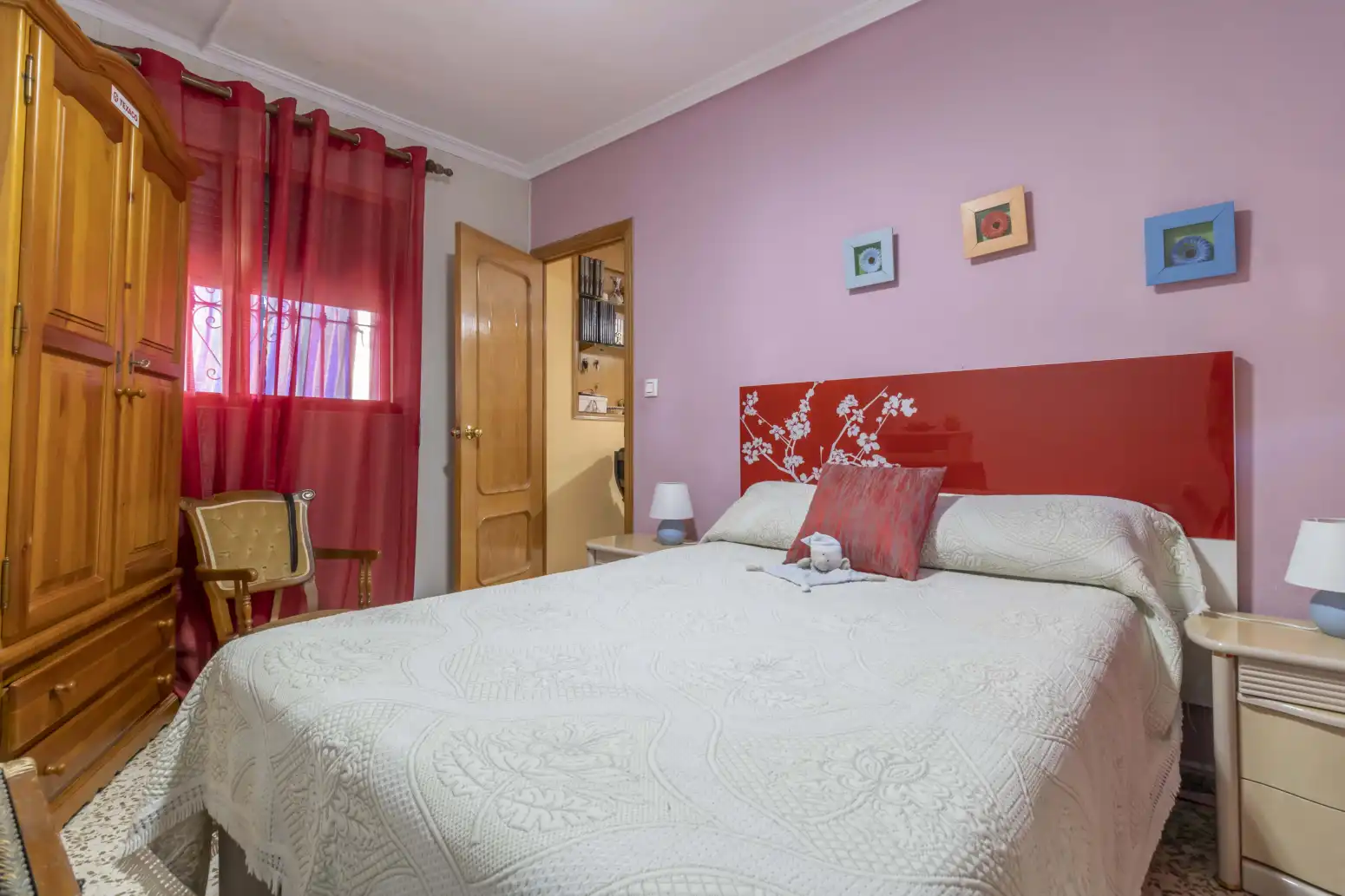 Schlafzimmer von Haus oder Chalet zum Verkauf in Espartinas mit Klimaanlage, Terrasse und Schwimmbad