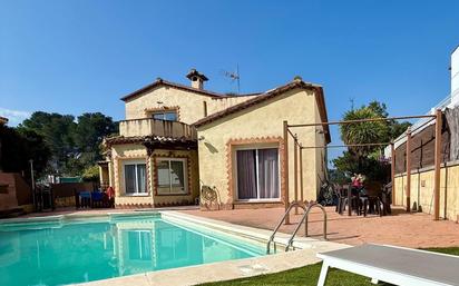 Swimming pool of House or chalet for sale in Canyelles  with Heating, Private garden and Terrace