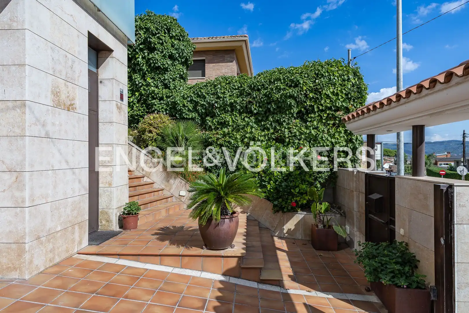 Terrace of Houses for sale in Sant Boi de Llobregat  with Air Conditioner, Heating and Private garden