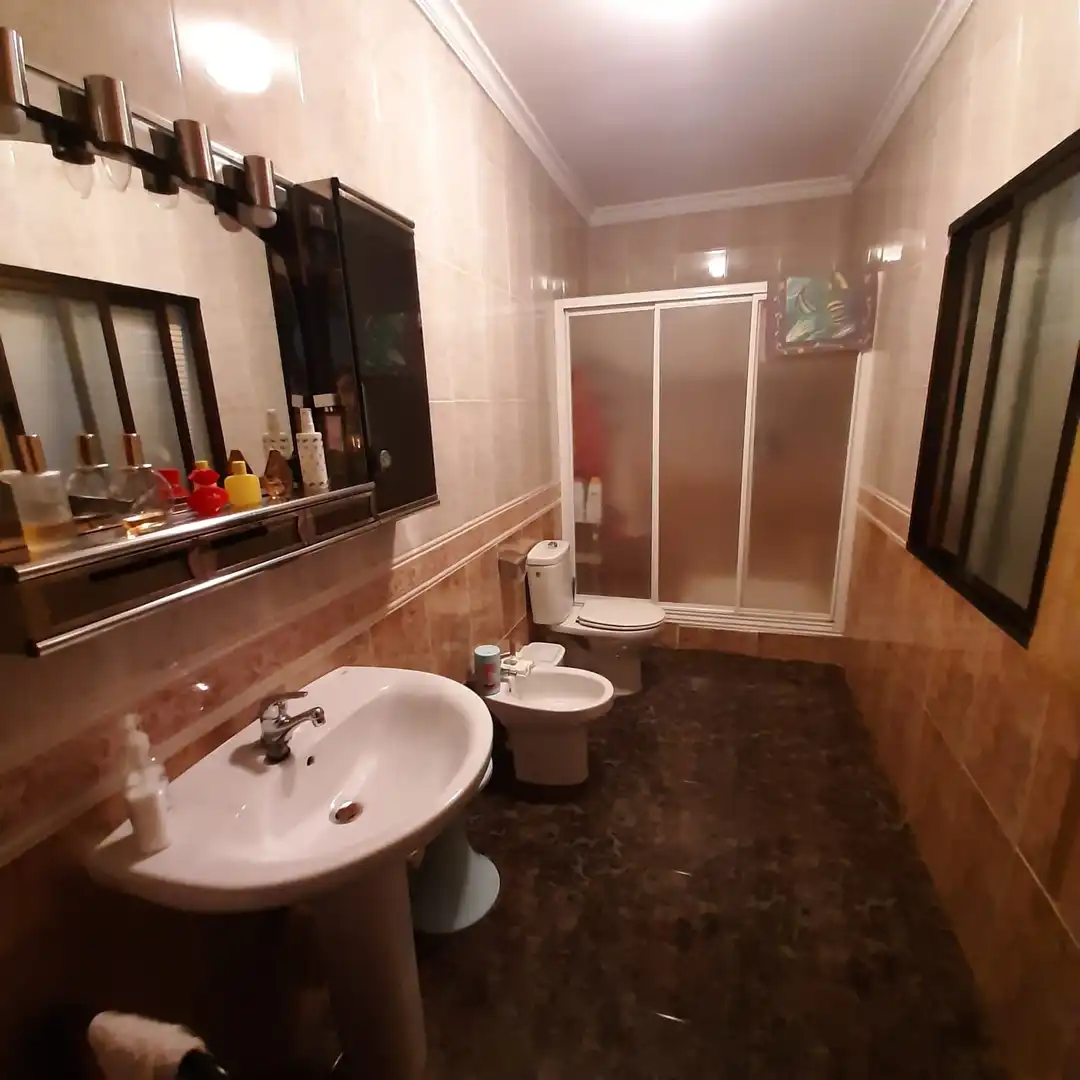 Baño de Casa o chalet en venta en Úbeda con Aire acondicionado y Trastero