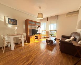 Living room of Flat to rent in  Logroño  with Air Conditioner, Heating and Terrace