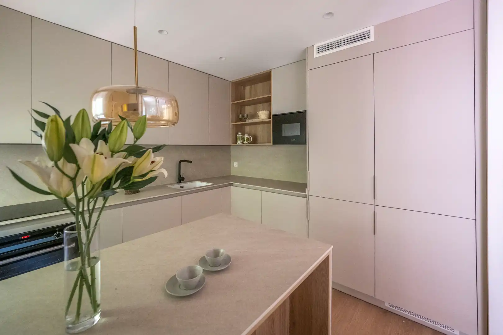 Cocina de Piso en venta en Madrid con Aire acondicionado, Calefacción y Jardín privado