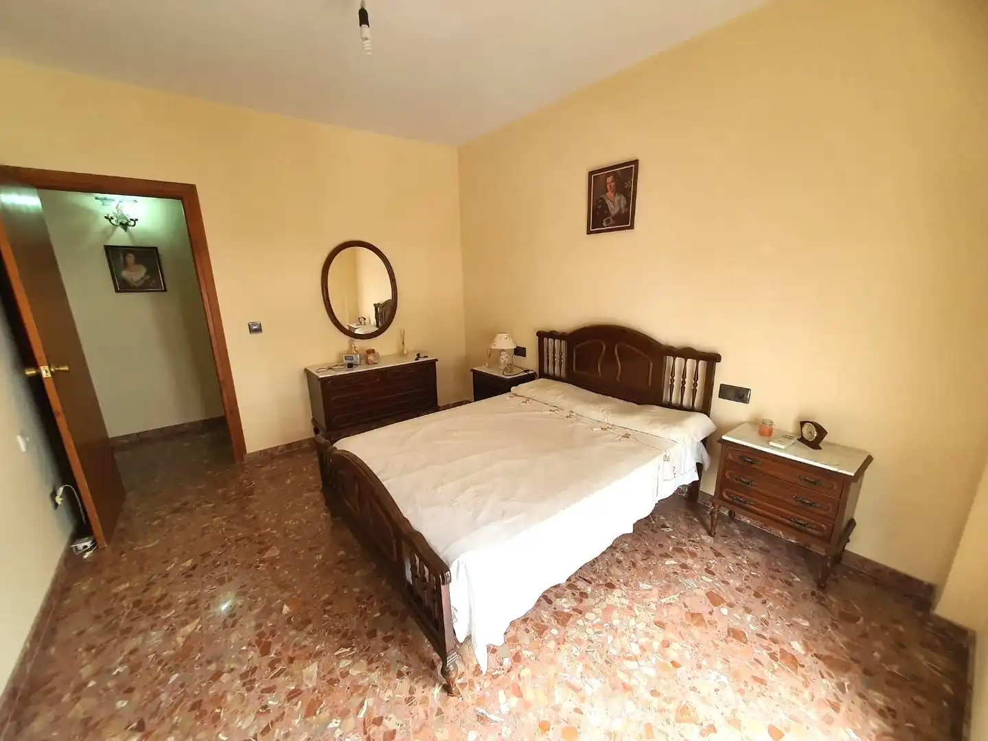 Habitación de Piso en venta en Quesada con Calefacción y Terraza