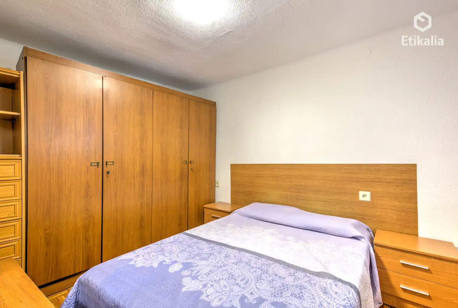 Schlafzimmer von Wohnung zum Verkauf in Vitoria - Gasteiz mit Heizung und Abstellraum