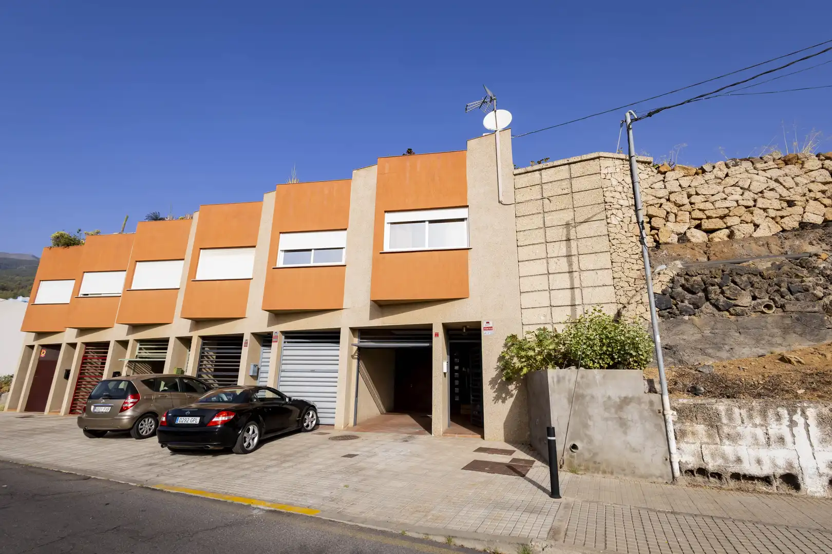 Exterior view of Detached homes for sale in Arafo  with Terrace, Storage room and Balcony