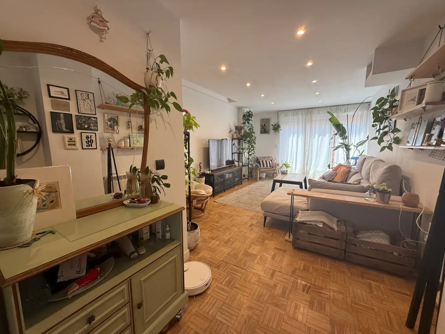 Wohnzimmer von Wohnung zum Verkauf in León Capital  mit Heizung, Parkett und Möbliert