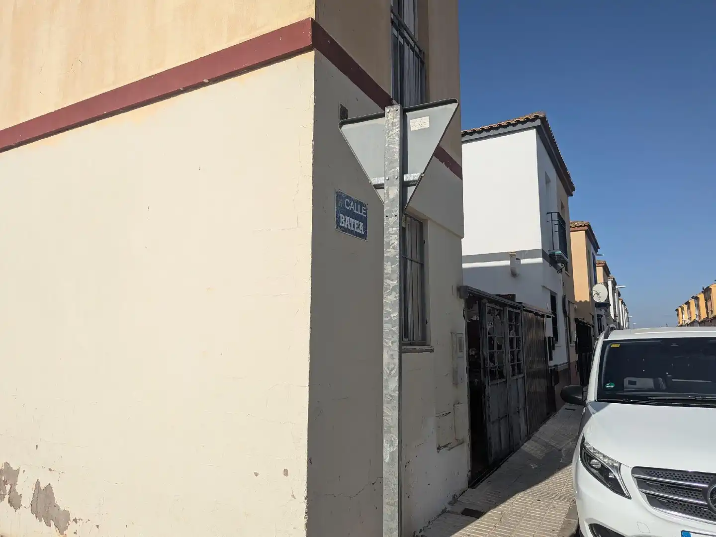 Parking de Casa adosada en venta en Cantillana con Jardín privado y Terraza
