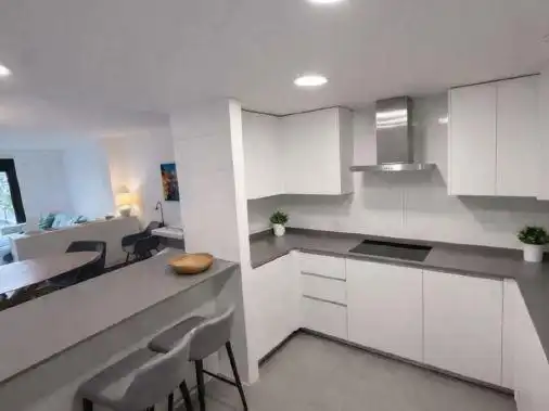 Cuina de Planta baixa en venda en Calvià amb Aire condicionat, Calefacció i Jardí privat