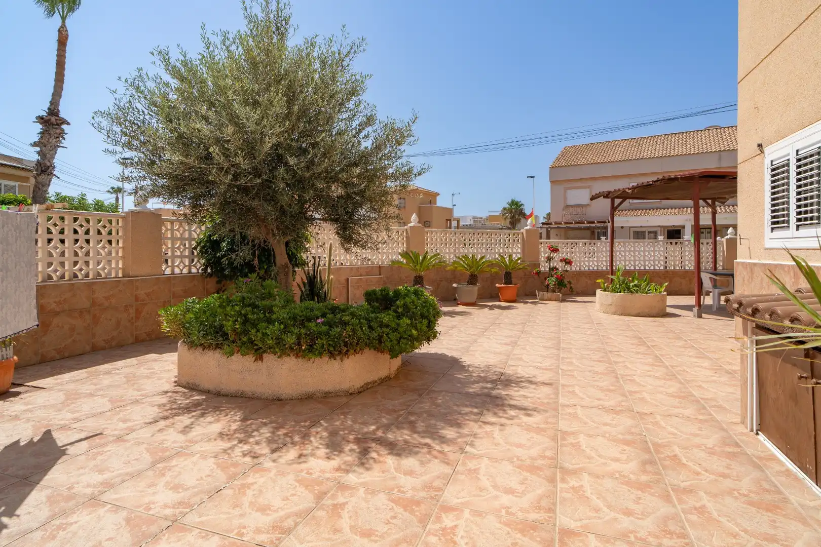 Terrassa de Casa adosada en venda en Torrevieja amb Calefacció, Jardí privat i Terrassa