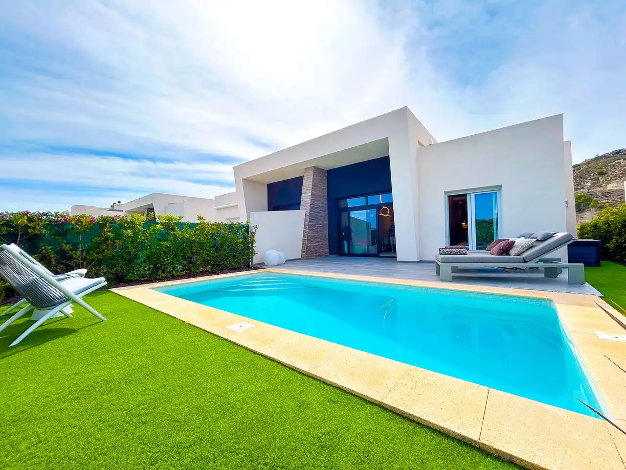 Villa con piscina in vendita a Avenida Avenida Constitución, imagen 4