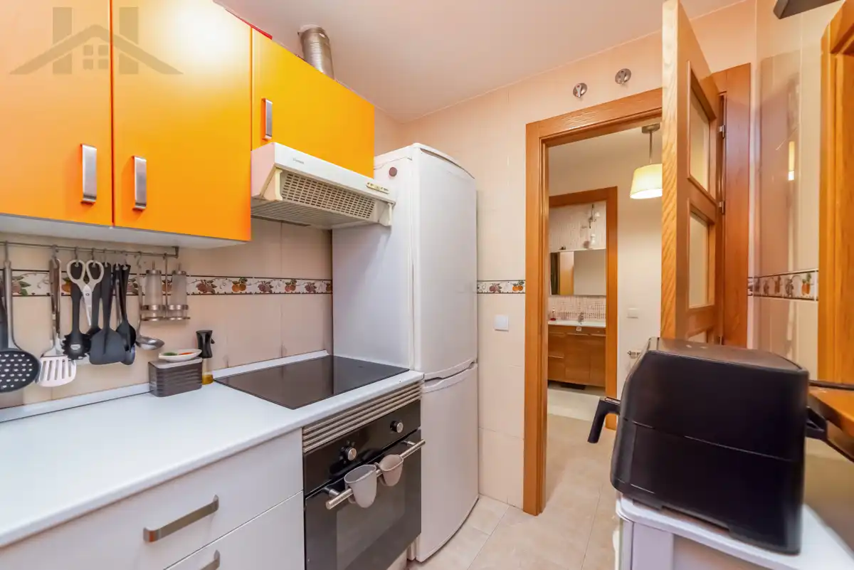Küche von Erdgeschoss zum Verkauf in Ciempozuelos mit Klimaanlage, Heizung und Terrasse