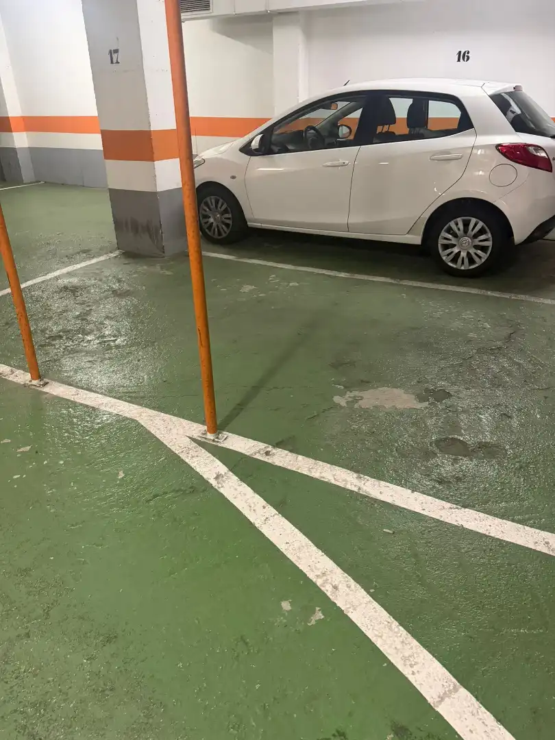 Aparcament de Garatge de lloguer en Santiago de Compostela 