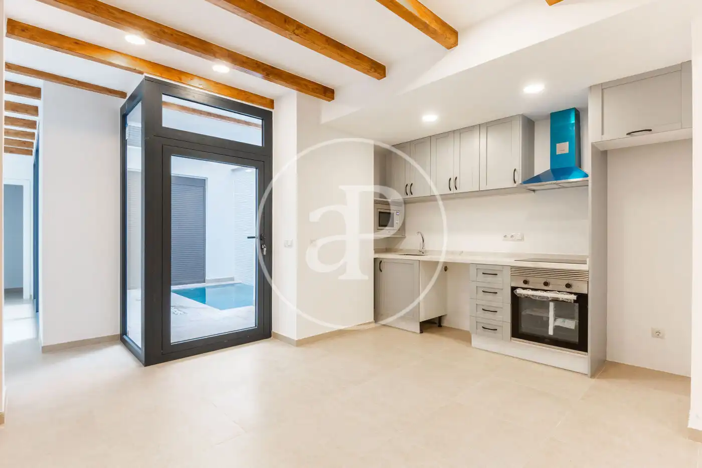 Küche von Loft zum Verkauf in Valencia mit Klimaanlage, Heizung und Terrasse