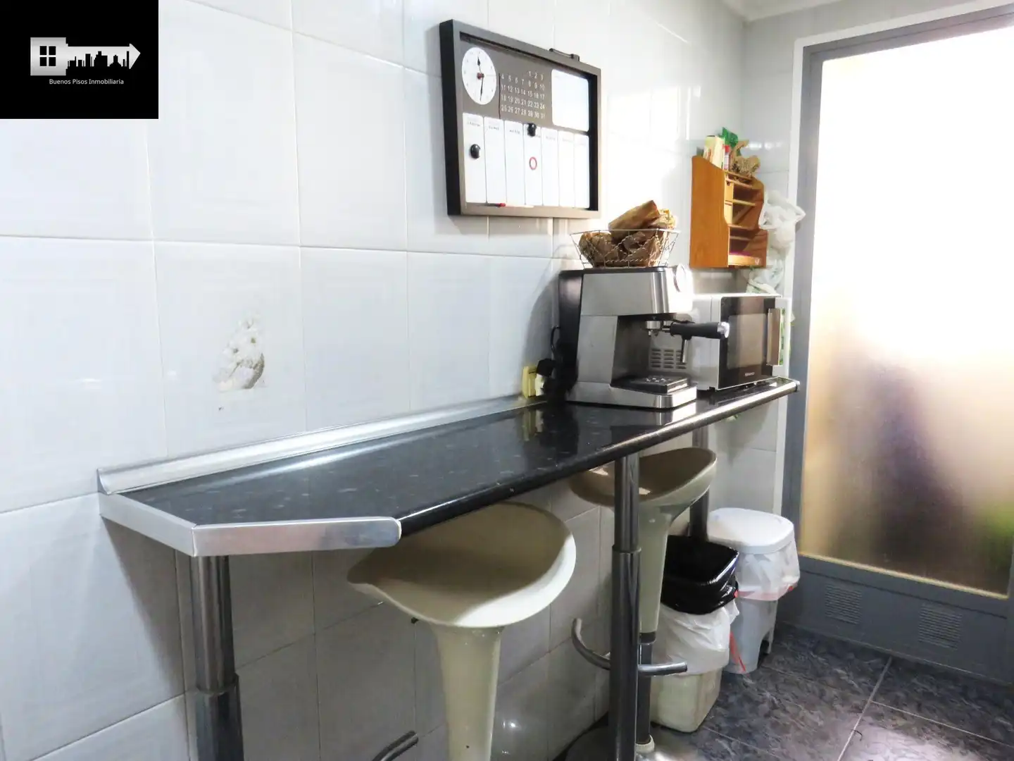Cocina de Piso en venta en Alicante / Alacant con Aire acondicionado, Calefacción y Jardín privado