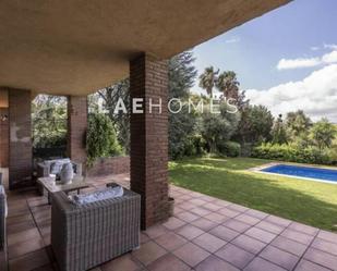 Garden of House or chalet to rent in Sant Cugat del Vallès  with Air Conditioner, Terrace and Swimming Pool