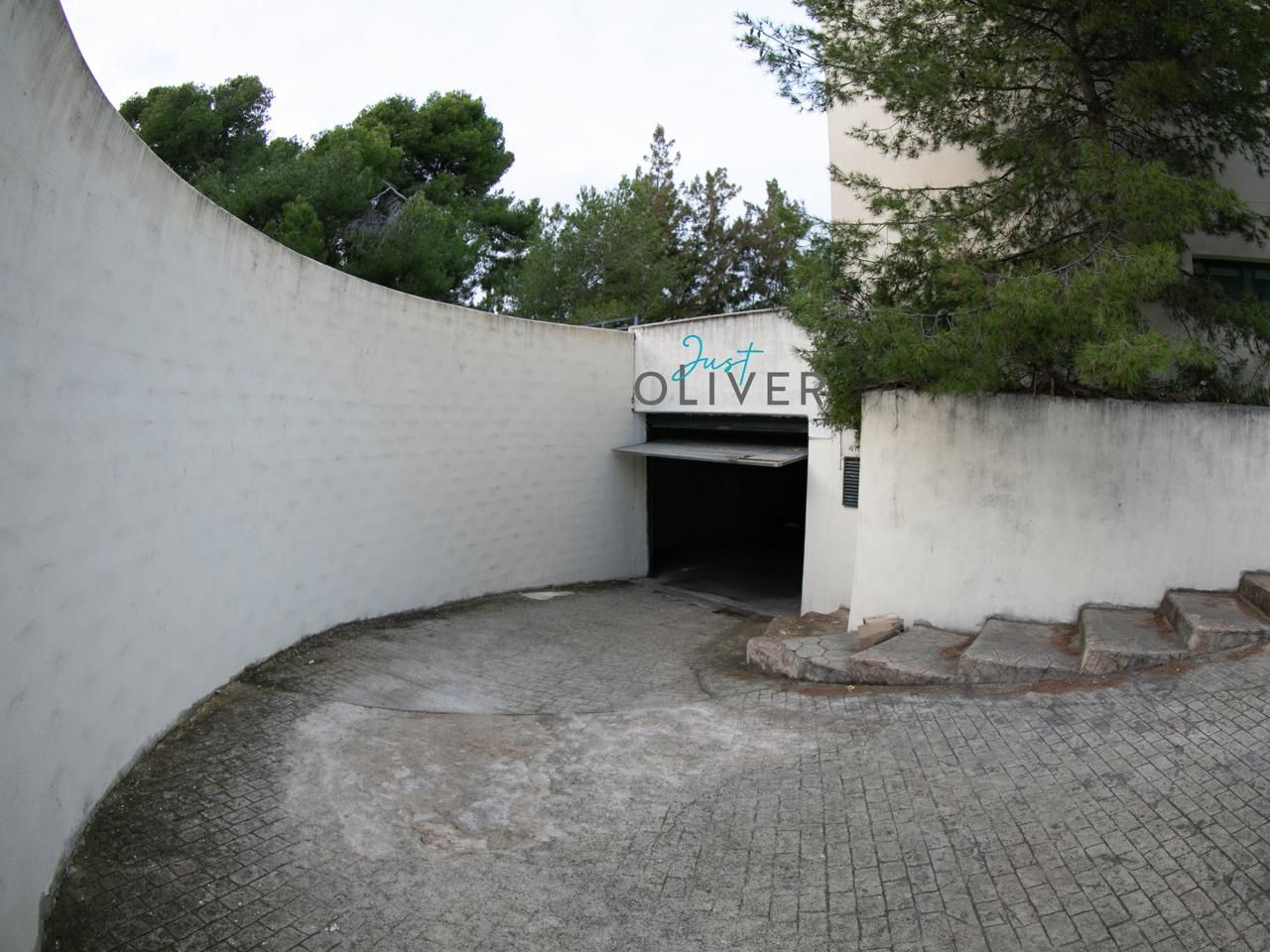 Exterior view of Garage for sale in Salou