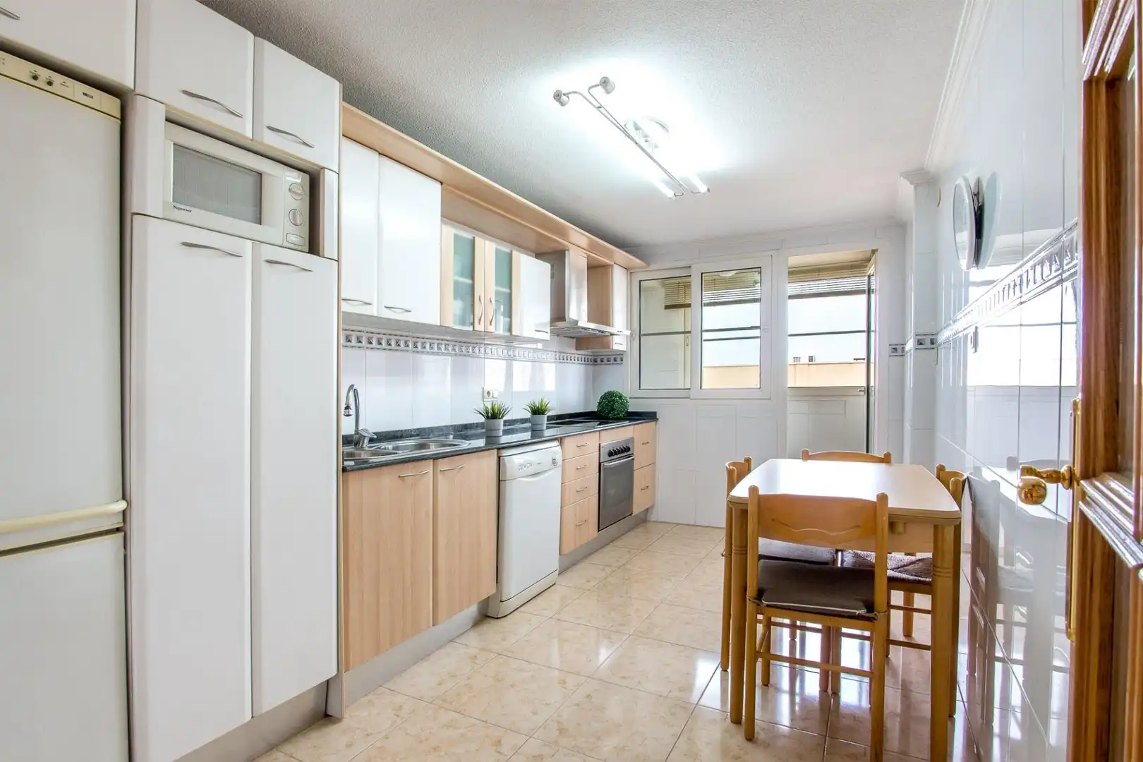 Cocina de Ático en venta en Murcia con Aire acondicionado, Terraza y Trastero