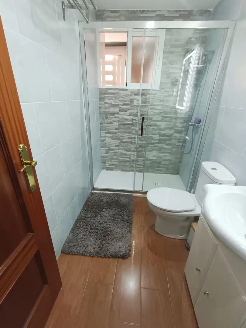 Baño de Piso en venta en Córdoba con Aire acondicionado, Terraza y Trastero
