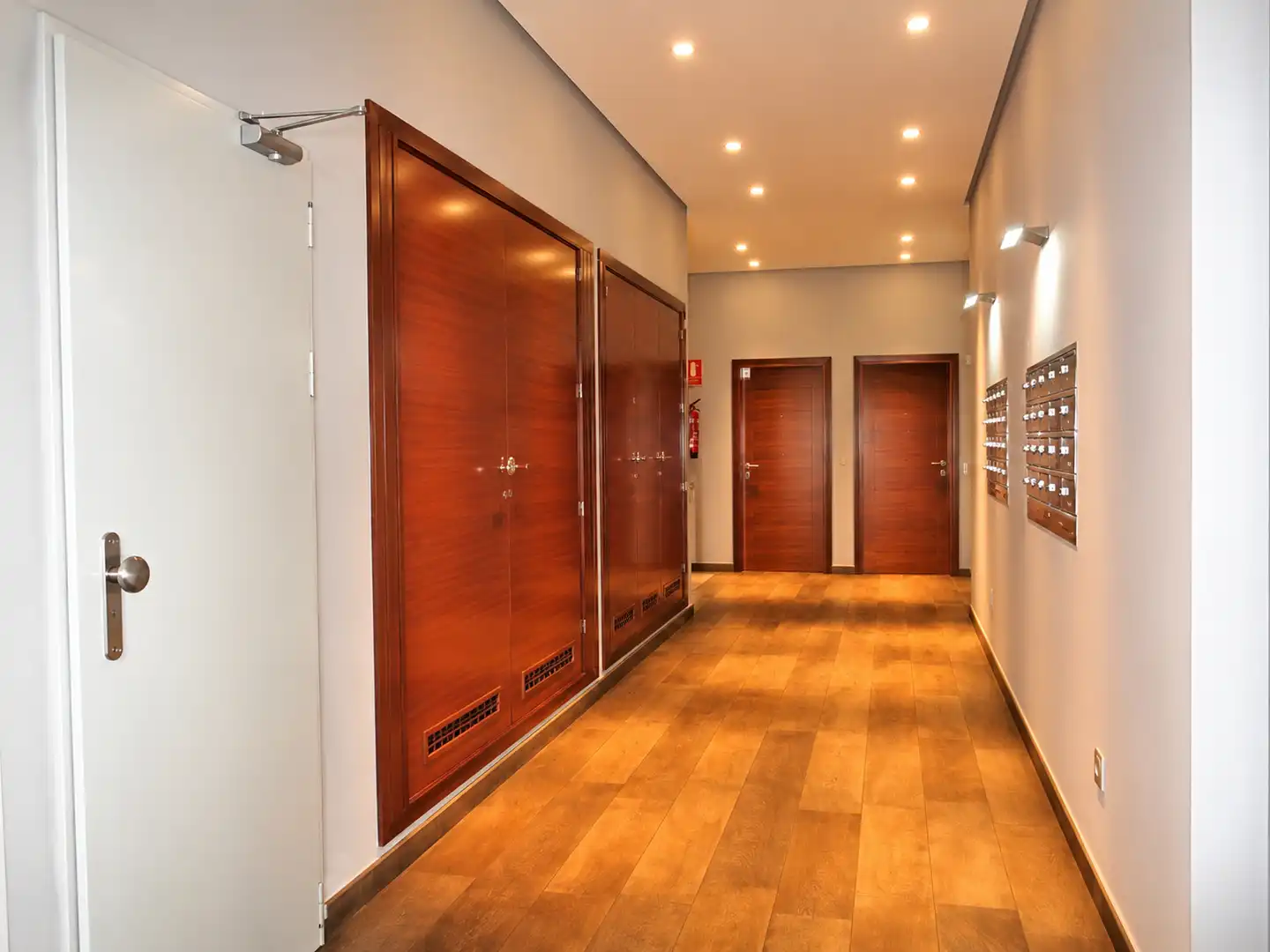 Flat for rent in Madrid  with Private garden, Furnished and Community pool