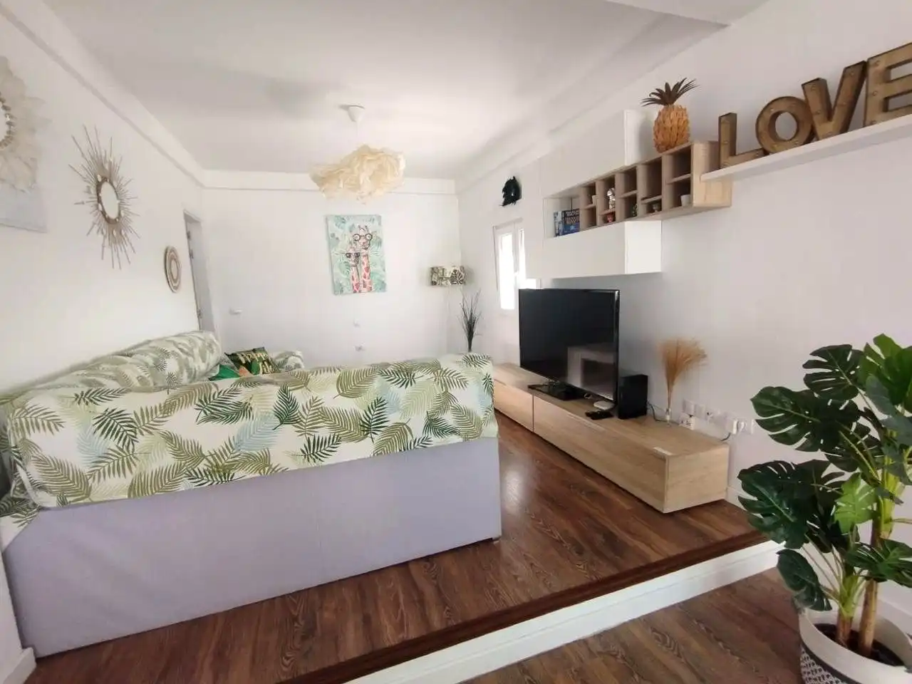 Sala d'estar de Àtic de lloguer en San Cristóbal de la Laguna amb Terrassa i Moblat