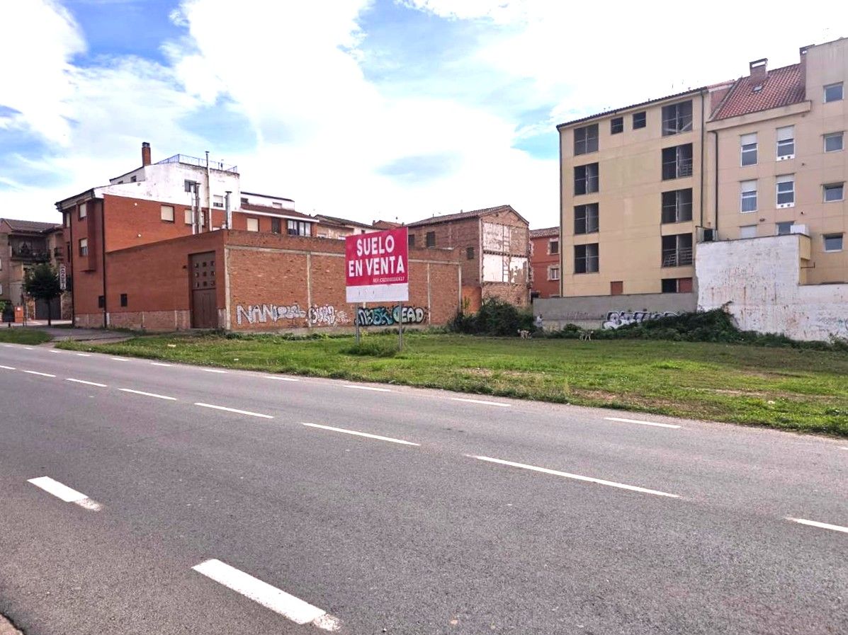 Vista exterior de Residencial en venda en Alberite