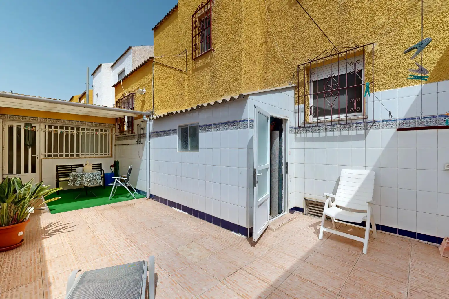 Terrassa de Casa o xalet en venda en Cartagena amb Jardí privat