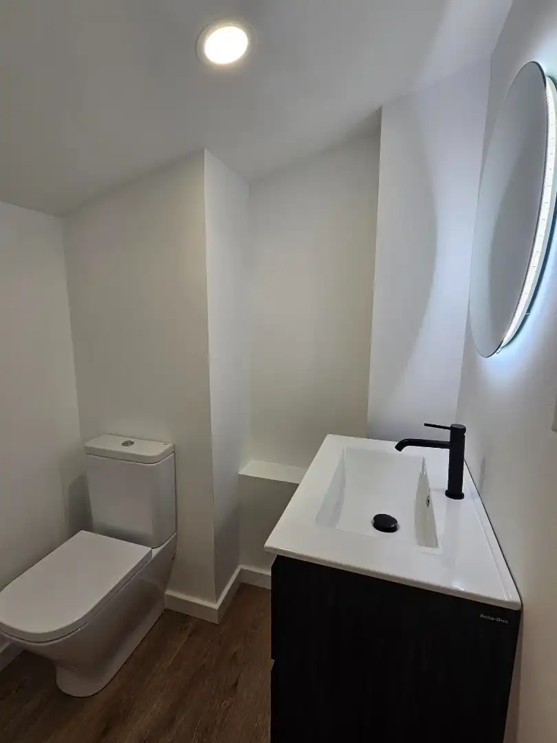 Baño de Dúplex de alquiler en Sant Andreu de Llavaneres con Aire acondicionado, Calefacción y Parquet