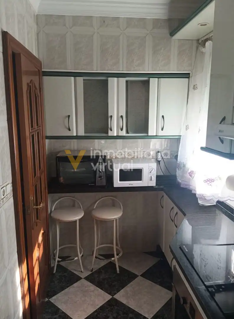 Piso con terraza en venta en Calle Almazán