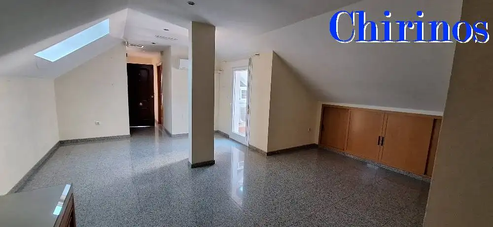 Ático de alquiler en Córdoba con Aire acondicionado, Terraza y Horno