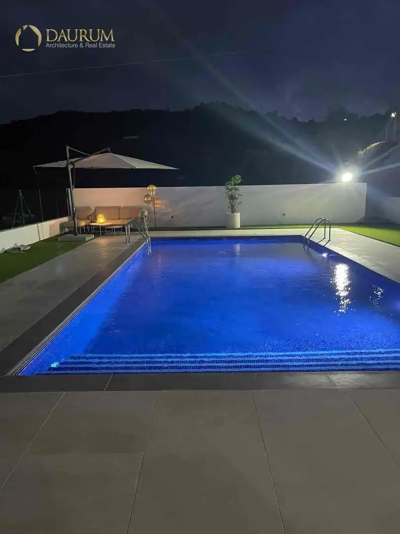 Schwimmbecken von Residential zum Verkauf in Vélez-Málaga