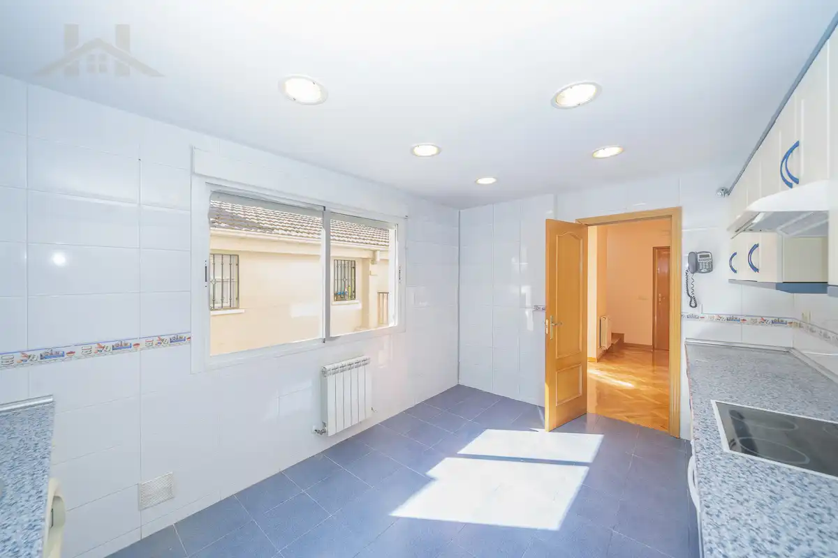 Dúplex en venta en Torrelodones con Aire acondicionado, Calefacción y Parquet