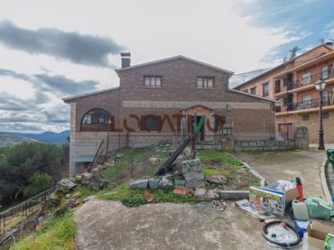 Local comercial en venda a El Hoyo de Pinares