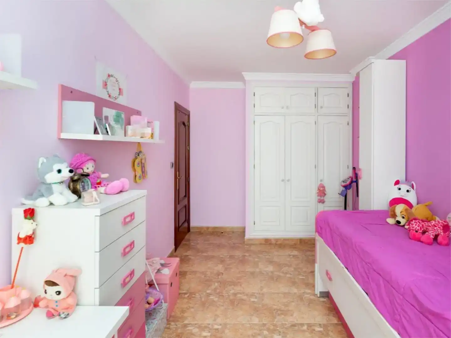 Dormitori de Casa adosada en venda en Armilla amb Aire condicionat i Traster