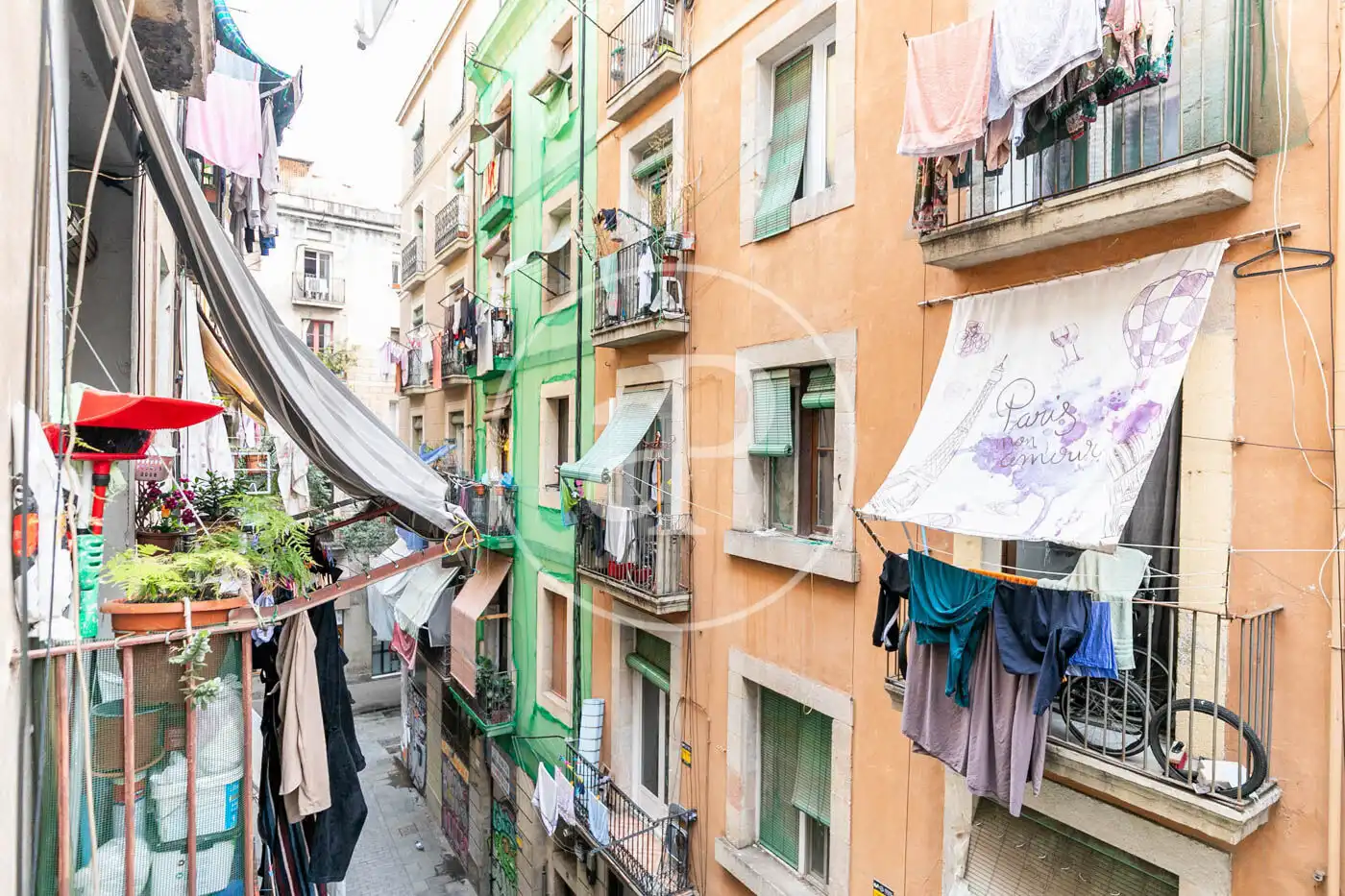 Außenansicht von Wohnung zum Verkauf in Barcelona mit Klimaanlage, Heizung und Möbliert
