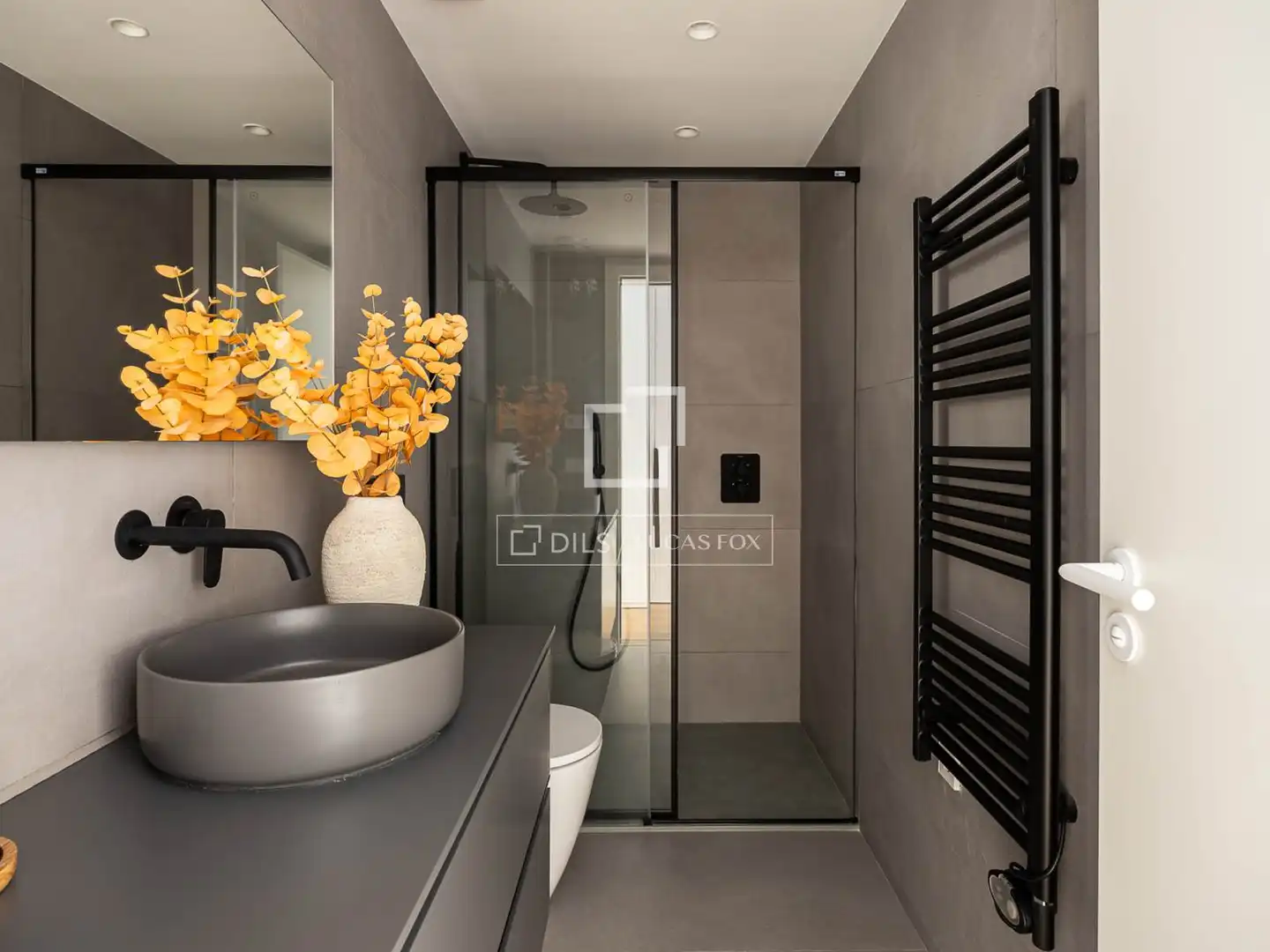 Baño de Piso en venta en Barcelona con Aire acondicionado, Terraza y Piscina